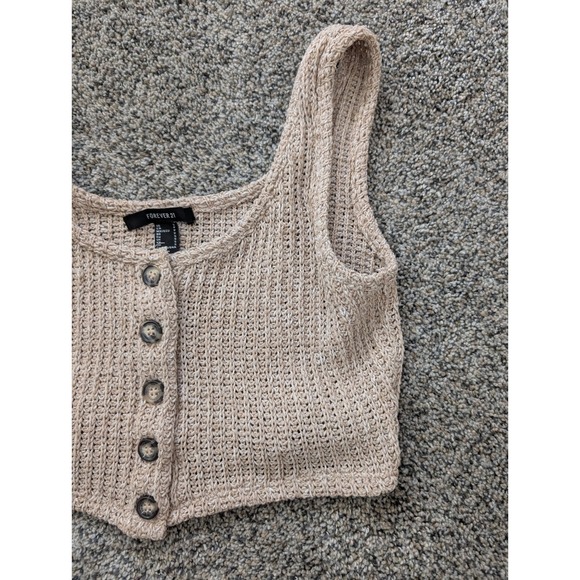 Forever 21 Women's Beige Knit Button Front Cropped Tank Top Size‎ Small - Picture 3 of 3